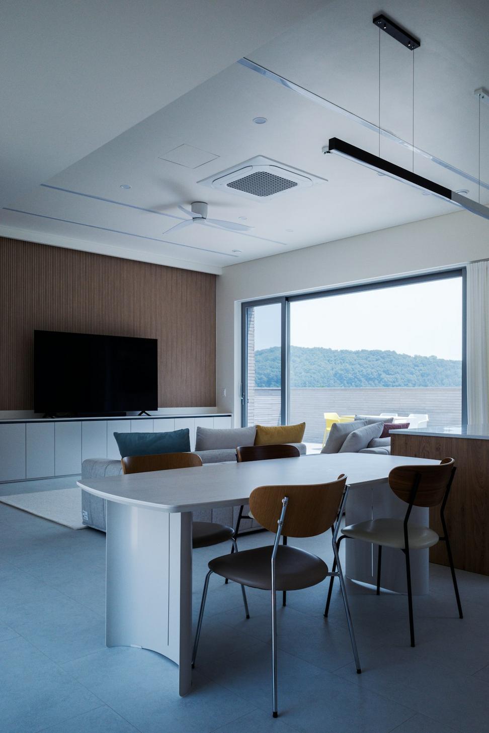 Interior Specialist